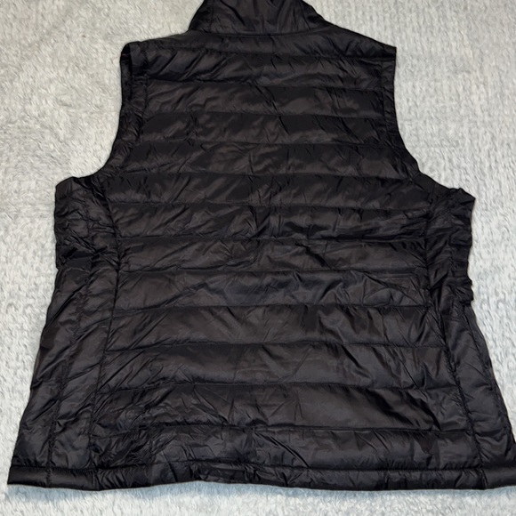 Karissa me vest - Picture 3 of 5